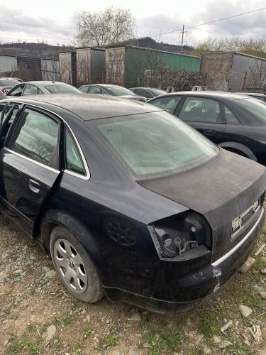 Dezmembrari Audi A4 Avant AWX 1.9 Tdi 131 hp 96kW 2002
