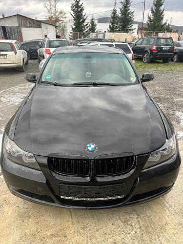 Dezmembrari BMW 320D E90 2006